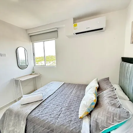 Luxury Near The Sea And Downtown Apartment